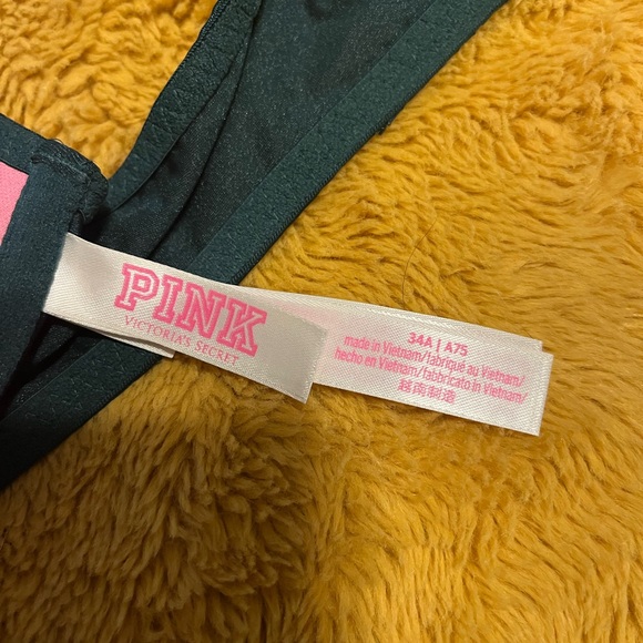 2 NWOT Victoria’s Secret bras - Picture 4 of 4